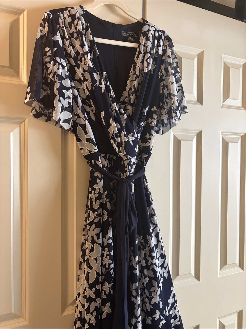 Jessica Howard Navy and White Floral Wrap Midi Dress - Picture 3 of 3